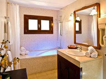 Finca Hotel Predio Son Serra กันปิกาฟอร์ต ภายนอก รูปภาพ